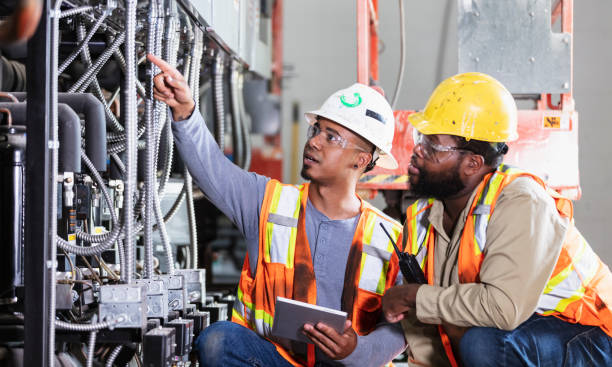 Best Commercial Electrician Services  in Fellsmere, FL