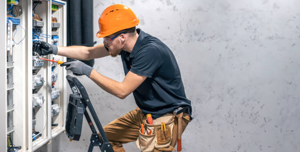 Best 24-Hour Electrician  in Fellsmere, FL